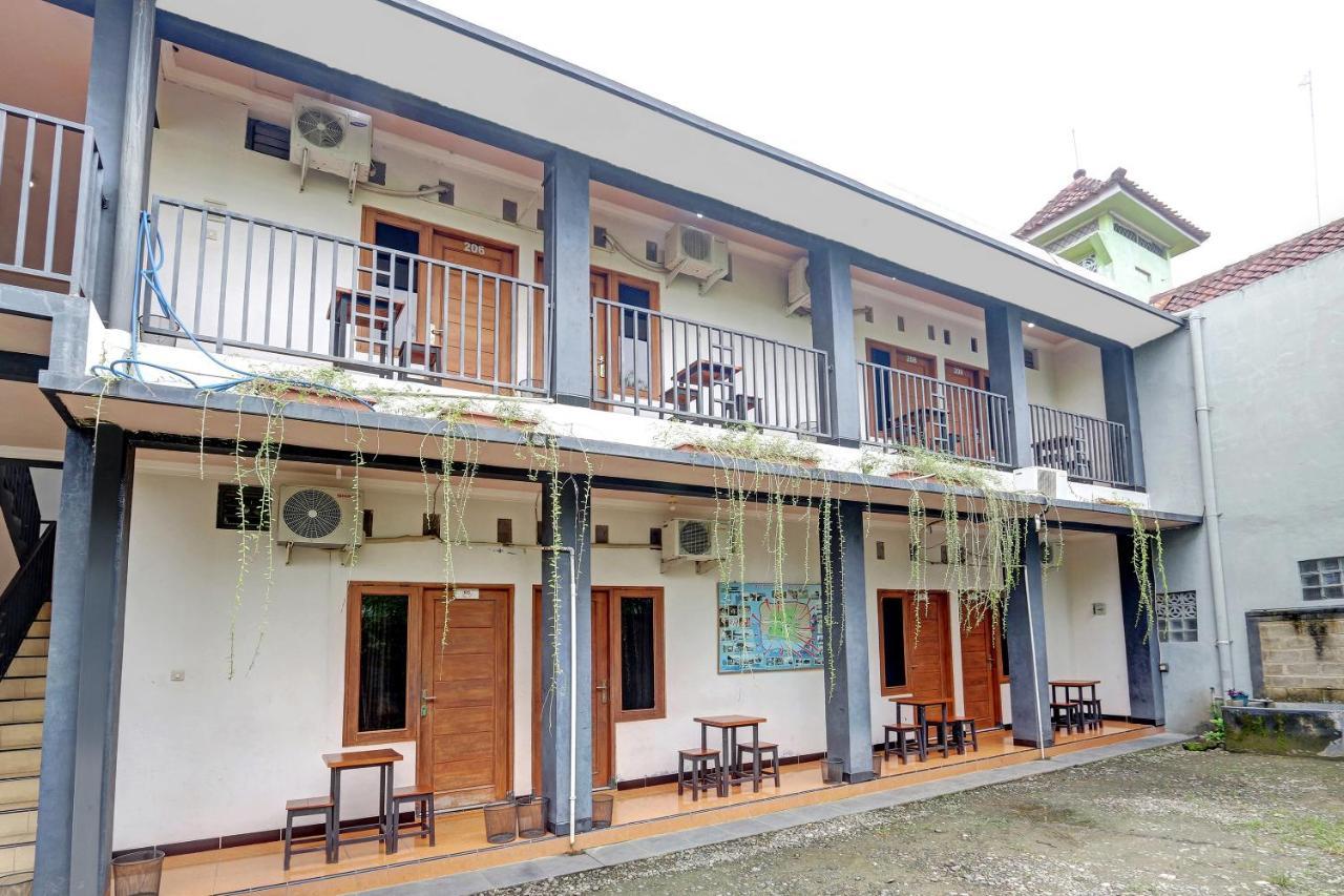 Hotel Wisma Ck Kebumen Exterior photo